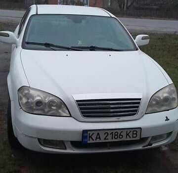 Белый Чери Истар, объемом двигателя 2 л и пробегом 280 тыс. км за 3000 $, фото 1 на Automoto.ua