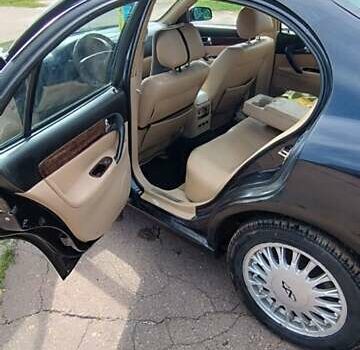 Чорний Чері Істар, об'ємом двигуна 2.4 л та пробігом 190 тис. км за 1850 $, фото 2 на Automoto.ua