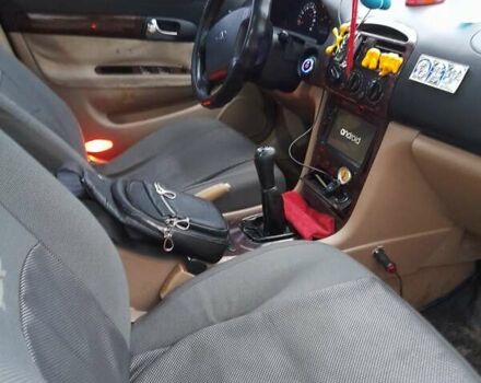 Черный Чери Истар, объемом двигателя 2 л и пробегом 207 тыс. км за 3000 $, фото 6 на Automoto.ua