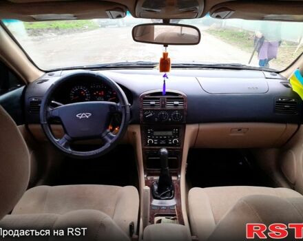 Черный Чери Истар, объемом двигателя 2 л и пробегом 300 тыс. км за 999 $, фото 5 на Automoto.ua