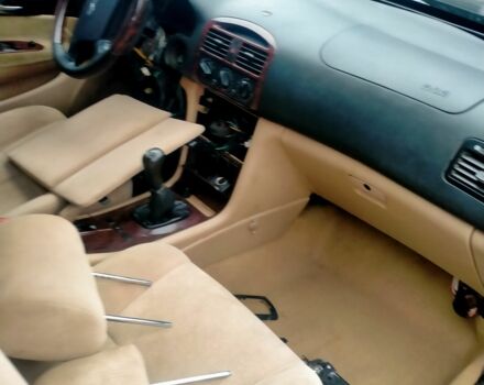 Черный Чери Истар, объемом двигателя 2 л и пробегом 250 тыс. км за 1200 $, фото 2 на Automoto.ua