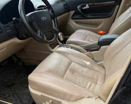 Черный Чери Истар, объемом двигателя 2.4 л и пробегом 400 тыс. км за 1650 $, фото 4 на Automoto.ua