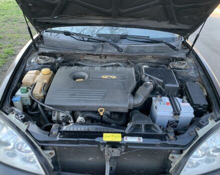 Чорний Чері Істар, об'ємом двигуна 2 л та пробігом 113 тис. км за 2800 $, фото 6 на Automoto.ua