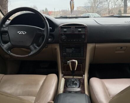 Черный Чери Истар, объемом двигателя 2.4 л и пробегом 400 тыс. км за 1650 $, фото 6 на Automoto.ua