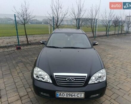 Чорний Чері Істар, об'ємом двигуна 2.35 л та пробігом 179 тис. км за 3999 $, фото 3 на Automoto.ua
