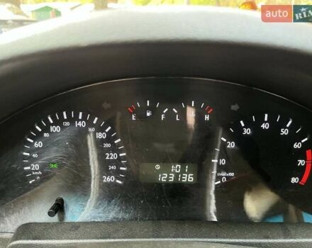 Чорний Чері Істар, об'ємом двигуна 2 л та пробігом 123 тис. км за 2700 $, фото 7 на Automoto.ua