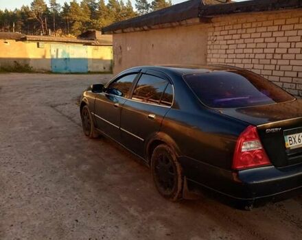 Чорний Чері Істар, об'ємом двигуна 2 л та пробігом 141 тис. км за 1500 $, фото 3 на Automoto.ua