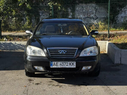 Чорний Чері Істар, об'ємом двигуна 2 л та пробігом 178 тис. км за 2499 $, фото 1 на Automoto.ua