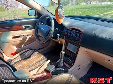 Чорний Чері Істар, об'ємом двигуна 2 л та пробігом 90 тис. км за 4000 $, фото 1 на Automoto.ua