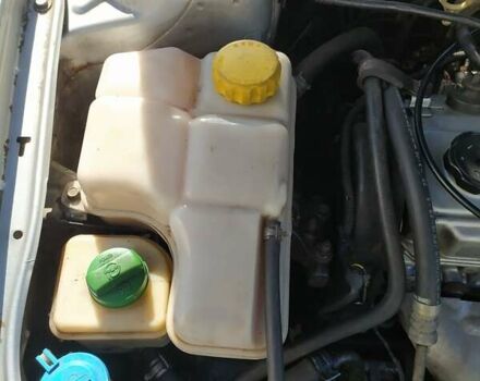 Серый Чери Истар, объемом двигателя 2.35 л и пробегом 120 тыс. км за 4500 $, фото 16 на Automoto.ua