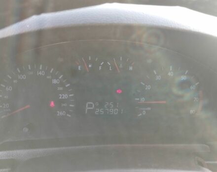 Сірий Чері Істар, об'ємом двигуна 2.4 л та пробігом 257 тис. км за 3500 $, фото 8 на Automoto.ua