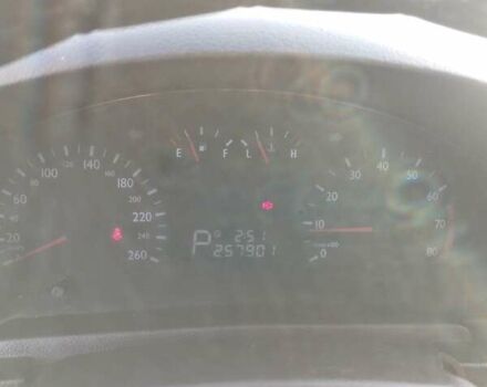 Серый Чери Истар, объемом двигателя 2.4 л и пробегом 257 тыс. км за 3500 $, фото 7 на Automoto.ua