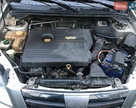 Бежевый Чери Элара, объемом двигателя 1.97 л и пробегом 120 тыс. км за 2300 $, фото 3 на Automoto.ua