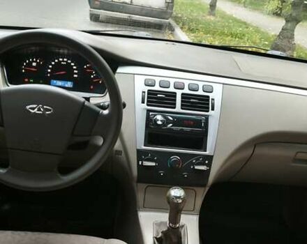 Бежевий Чері Елара, об'ємом двигуна 1.97 л та пробігом 96 тис. км за 2500 $, фото 13 на Automoto.ua