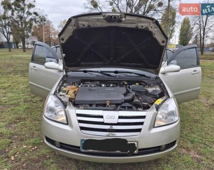 Бежевый Чери Элара, объемом двигателя 1.97 л и пробегом 95 тыс. км за 3700 $, фото 3 на Automoto.ua