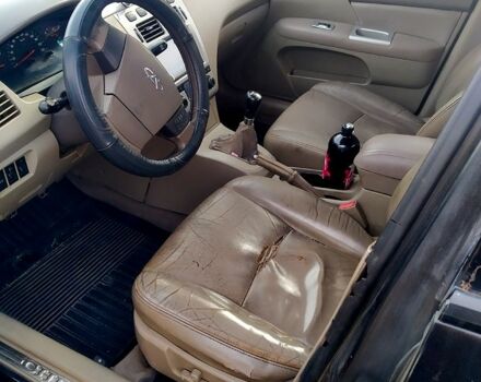 Чорний Чері Елара, об'ємом двигуна 2 л та пробігом 280 тис. км за 2200 $, фото 6 на Automoto.ua