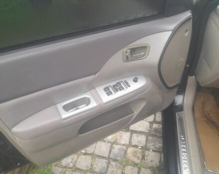 Чорний Чері Елара, об'ємом двигуна 2 л та пробігом 183 тис. км за 1650 $, фото 6 на Automoto.ua