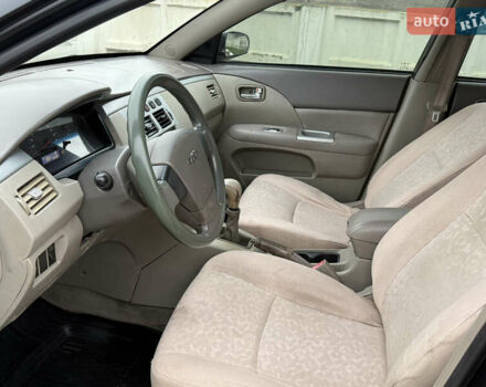 Чорний Чері Елара, об'ємом двигуна 1.97 л та пробігом 185 тис. км за 1950 $, фото 6 на Automoto.ua