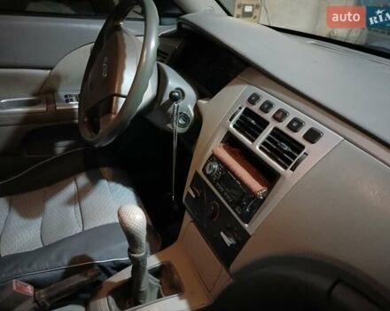 Черный Чери Элара, объемом двигателя 1.97 л и пробегом 184 тыс. км за 2000 $, фото 2 на Automoto.ua