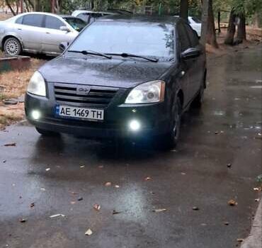 Чорний Чері Елара, об'ємом двигуна 1.97 л та пробігом 200 тис. км за 2500 $, фото 1 на Automoto.ua