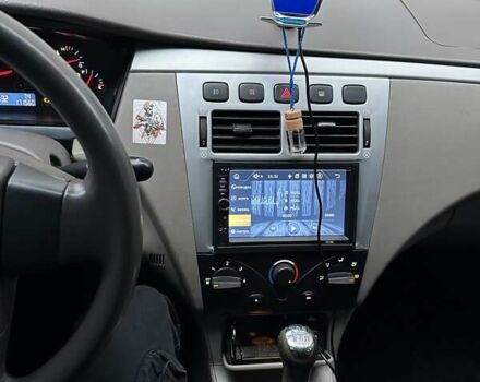 Серый Чери Элара, объемом двигателя 1.97 л и пробегом 170 тыс. км за 2900 $, фото 7 на Automoto.ua