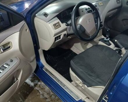 Синій Чері Елара, об'ємом двигуна 2 л та пробігом 151 тис. км за 2500 $, фото 10 на Automoto.ua