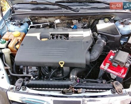 Синій Чері Елара, об'ємом двигуна 1.97 л та пробігом 354 тис. км за 2000 $, фото 6 на Automoto.ua