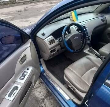 Синий Чери Элара, объемом двигателя 1.97 л и пробегом 276 тыс. км за 1999 $, фото 1 на Automoto.ua