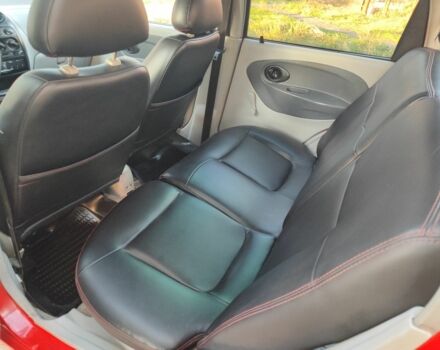 Красный Чери Джагги, объемом двигателя 1.1 л и пробегом 130 тыс. км за 1850 $, фото 3 на Automoto.ua