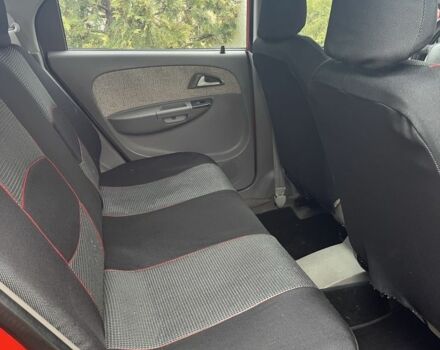 Красный Чери Джагги, объемом двигателя 1.3 л и пробегом 120 тыс. км за 1894 $, фото 5 на Automoto.ua