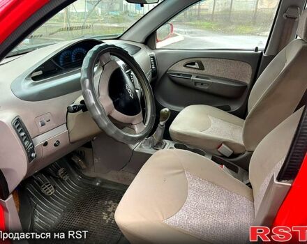 Красный Чери Джагги, объемом двигателя 1.3 л и пробегом 112 тыс. км за 1800 $, фото 9 на Automoto.ua