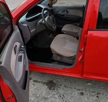 Красный Чери Джагги, объемом двигателя 1.3 л и пробегом 155 тыс. км за 1500 $, фото 3 на Automoto.ua