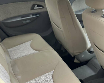 Желтый Чери Джагги, объемом двигателя 1.3 л и пробегом 75 тыс. км за 1850 $, фото 5 на Automoto.ua