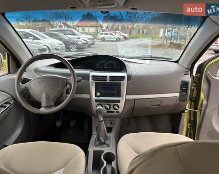 Желтый Чери Джагги, объемом двигателя 1.3 л и пробегом 75 тыс. км за 1850 $, фото 6 на Automoto.ua