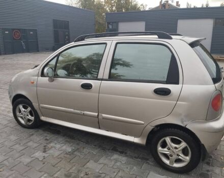 Серый Чери Джагги, объемом двигателя 1.1 л и пробегом 2 тыс. км за 1500 $, фото 2 на Automoto.ua