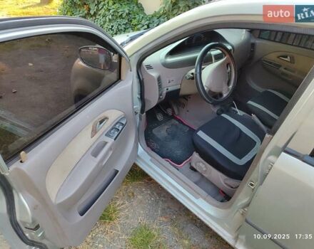 Сірий Чері Джаггі, об'ємом двигуна 1.3 л та пробігом 154 тис. км за 1500 $, фото 6 на Automoto.ua