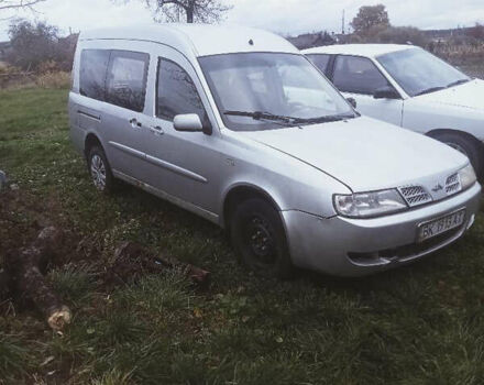 Чері Каррі 2008 у Сарнах на Automoto.ua Білий Чері Каррі, об'ємом двигуна 1.6 л та пробігом 350 тис. км за 1300 $, фото 1 на Automoto.ua