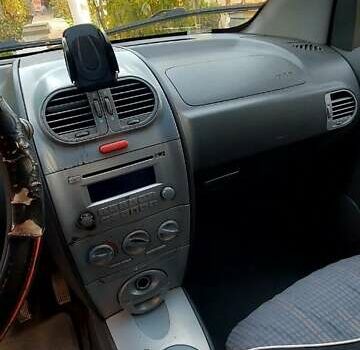 Красный Чери Кимо, объемом двигателя 1.3 л и пробегом 120 тыс. км за 2700 $, фото 13 на Automoto.ua