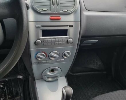 Красный Чери Кимо, объемом двигателя 1.3 л и пробегом 94 тыс. км за 3500 $, фото 27 на Automoto.ua