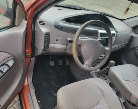 Красный Чери Кимо, объемом двигателя 0 л и пробегом 108 тыс. км за 999 $, фото 6 на Automoto.ua