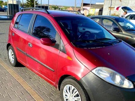 Красный Чери Кимо, объемом двигателя 1.3 л и пробегом 250 тыс. км за 2100 $, фото 1 на Automoto.ua