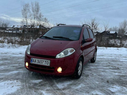 Красный Чери Кимо, объемом двигателя 1.3 л и пробегом 170 тыс. км за 3400 $, фото 1 на Automoto.ua