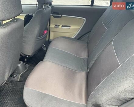 Серый Чери Кимо, объемом двигателя 1.3 л и пробегом 72 тыс. км за 3400 $, фото 11 на Automoto.ua