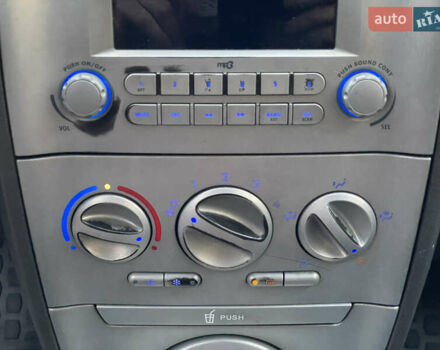 Синий Чери Кимо, объемом двигателя 1.3 л и пробегом 168 тыс. км за 1299 $, фото 10 на Automoto.ua