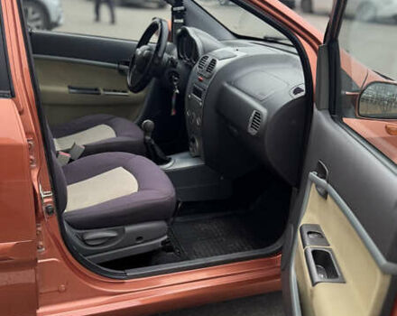 Помаранчевий Чері Кімо, об'ємом двигуна 1.3 л та пробігом 138 тис. км за 2850 $, фото 19 на Automoto.ua