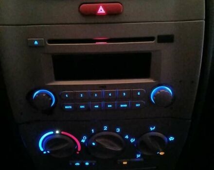 Оранжевый Чери Кимо, объемом двигателя 1.3 л и пробегом 143 тыс. км за 3200 $, фото 12 на Automoto.ua