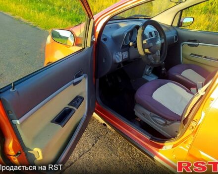 Оранжевый Чери Кимо, объемом двигателя 1.3 л и пробегом 0 тыс. км за 1000 $, фото 4 на Automoto.ua