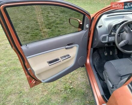 Оранжевый Чери Кимо, объемом двигателя 1.3 л и пробегом 143 тыс. км за 3200 $, фото 7 на Automoto.ua