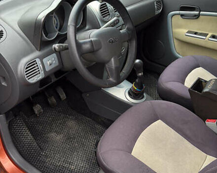 Помаранчевий Чері Кімо, об'ємом двигуна 1.3 л та пробігом 120 тис. км за 2550 $, фото 3 на Automoto.ua