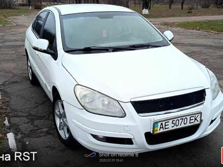 Чери М11 2010 в Каменское - Днепродзержинск на Automoto.ua Белый Чери М11, объемом двигателя 1.6 л и пробегом 149 тыс. км за 3500 $, фото 1 на Automoto.ua